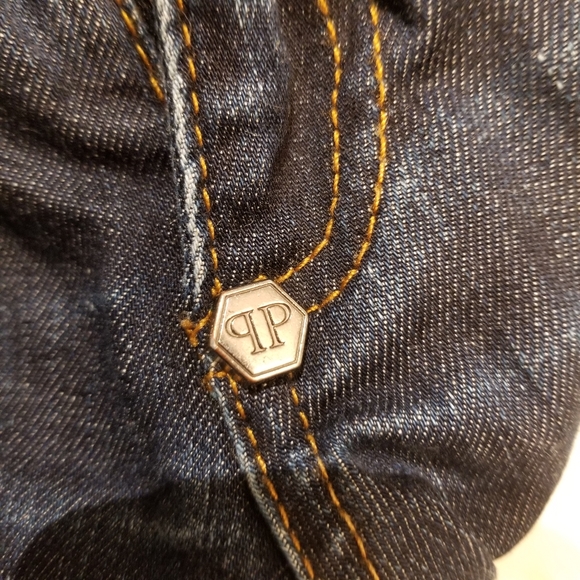 Philipp Plein jeans, size 28 - Picture 11 of 12